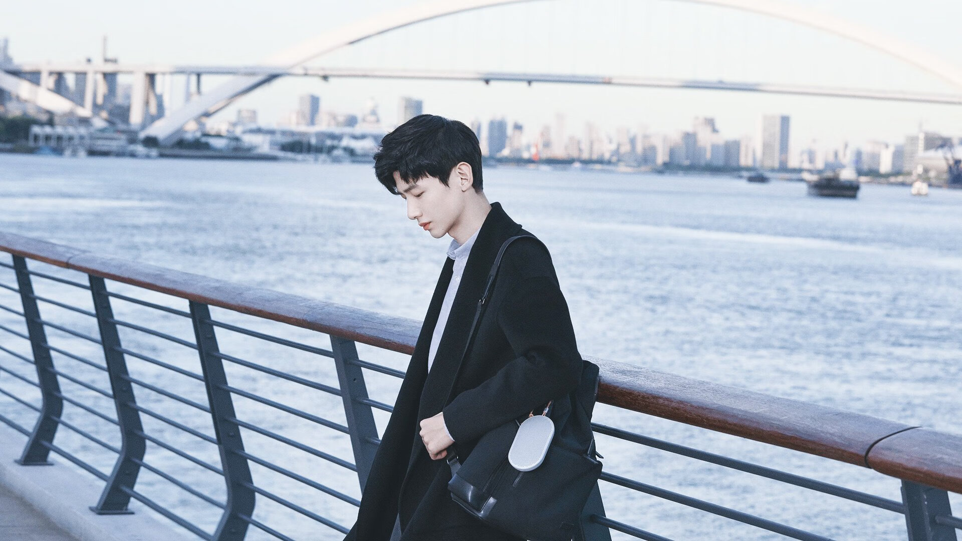 绿茵魔术师，当足球点燃北美夜空