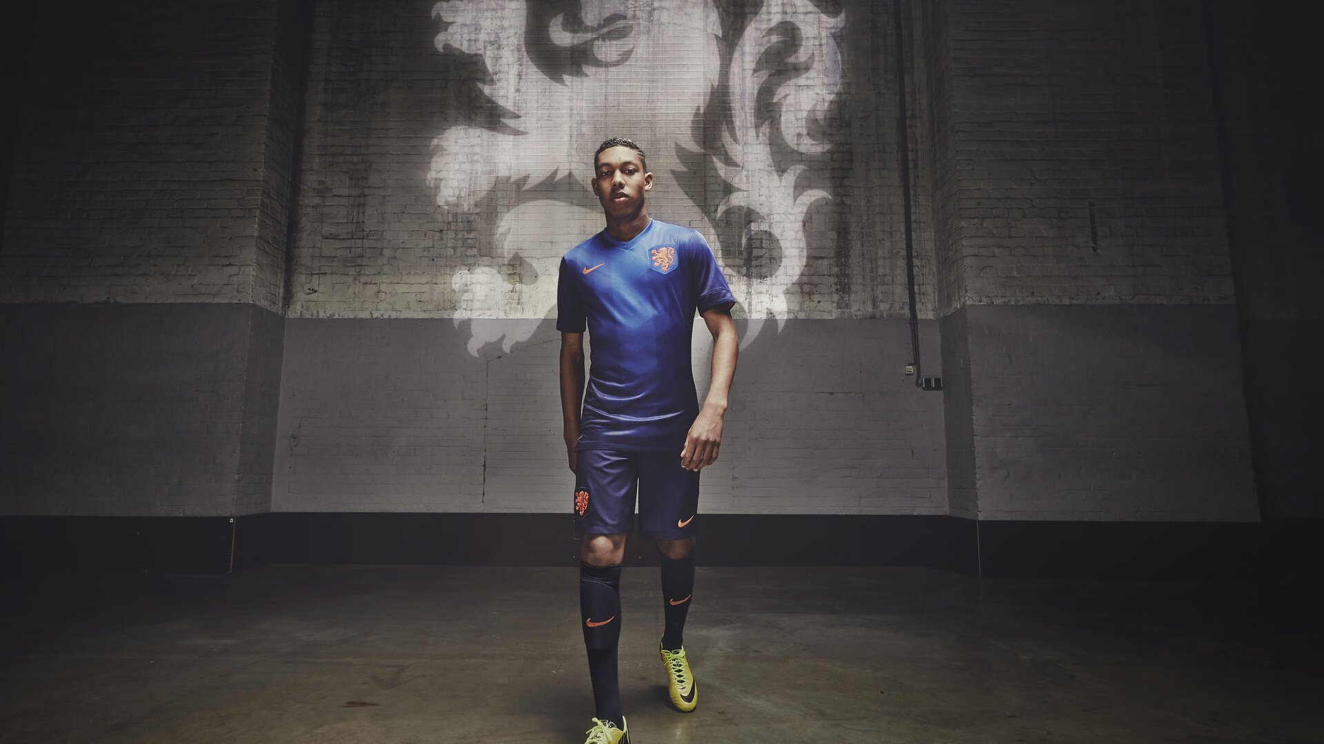 盾的两种形状,从巴拉圭锁死米兰,到门迪接管奥运关键战