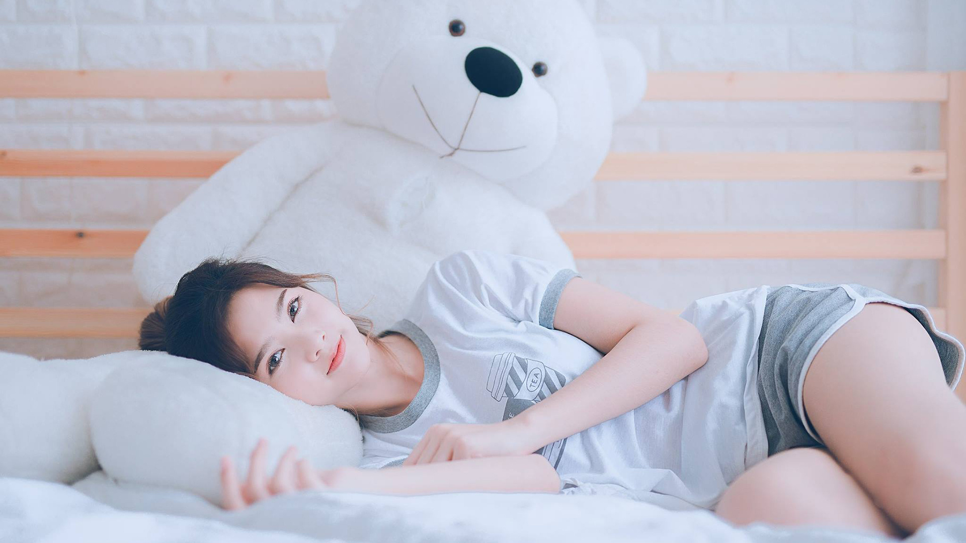 卡塔尔对阵亚特兰大，当皮克在纽约创造足球外交新纪录