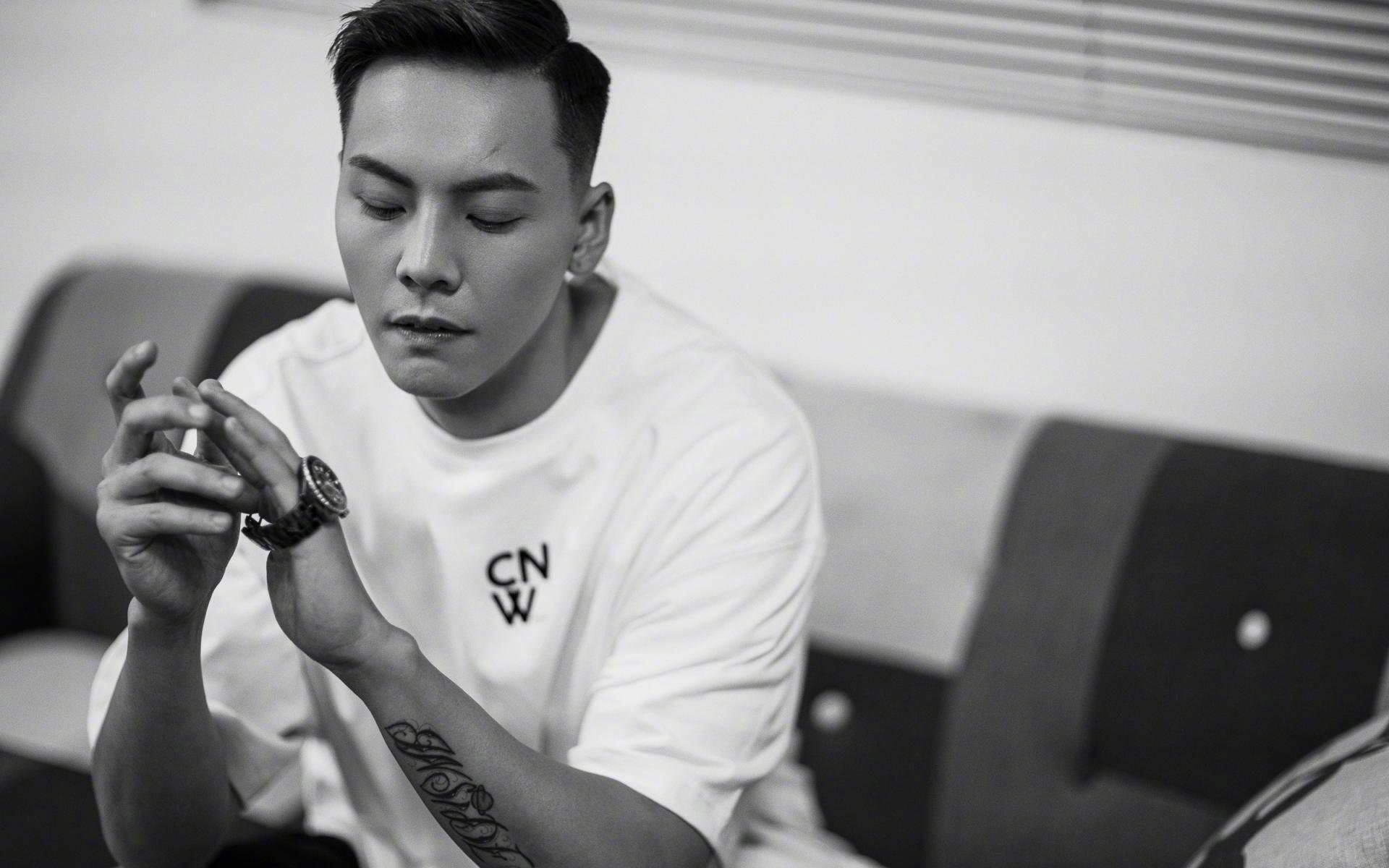 当丹佛高原的风吹过珠江,约基奇爆发助步行者生死战险胜广东